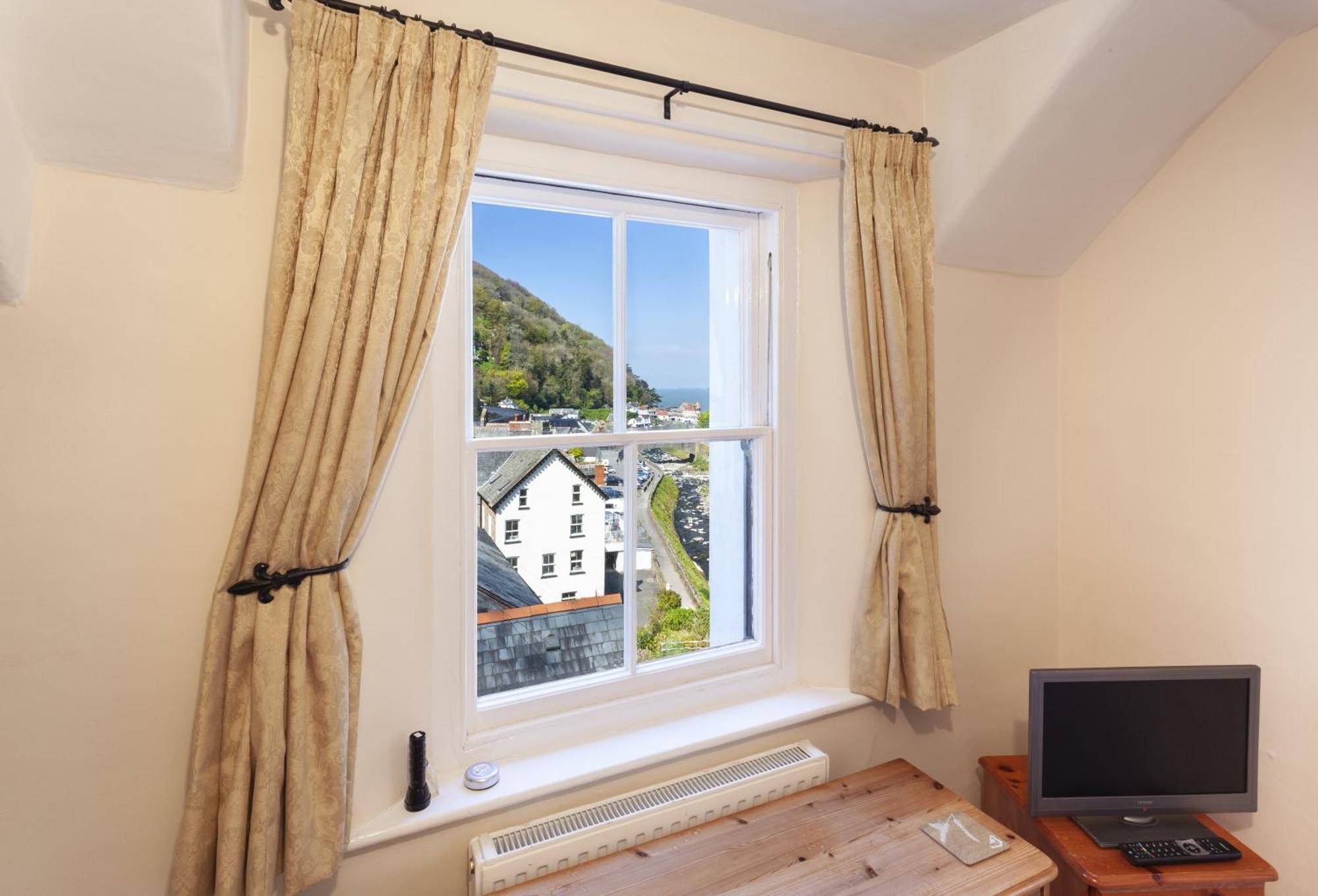 Lorna Doone Cottage, Lynmouth Buitenkant foto